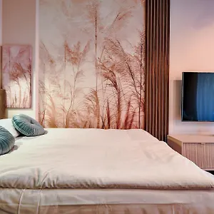 Citystay Scala Srodmiescie Z Uroczym Ogrodkiem Gdańsk
